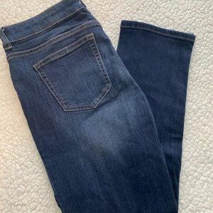 Like New - New York & Co. - Cropped Boyfriend Jean - Size 4